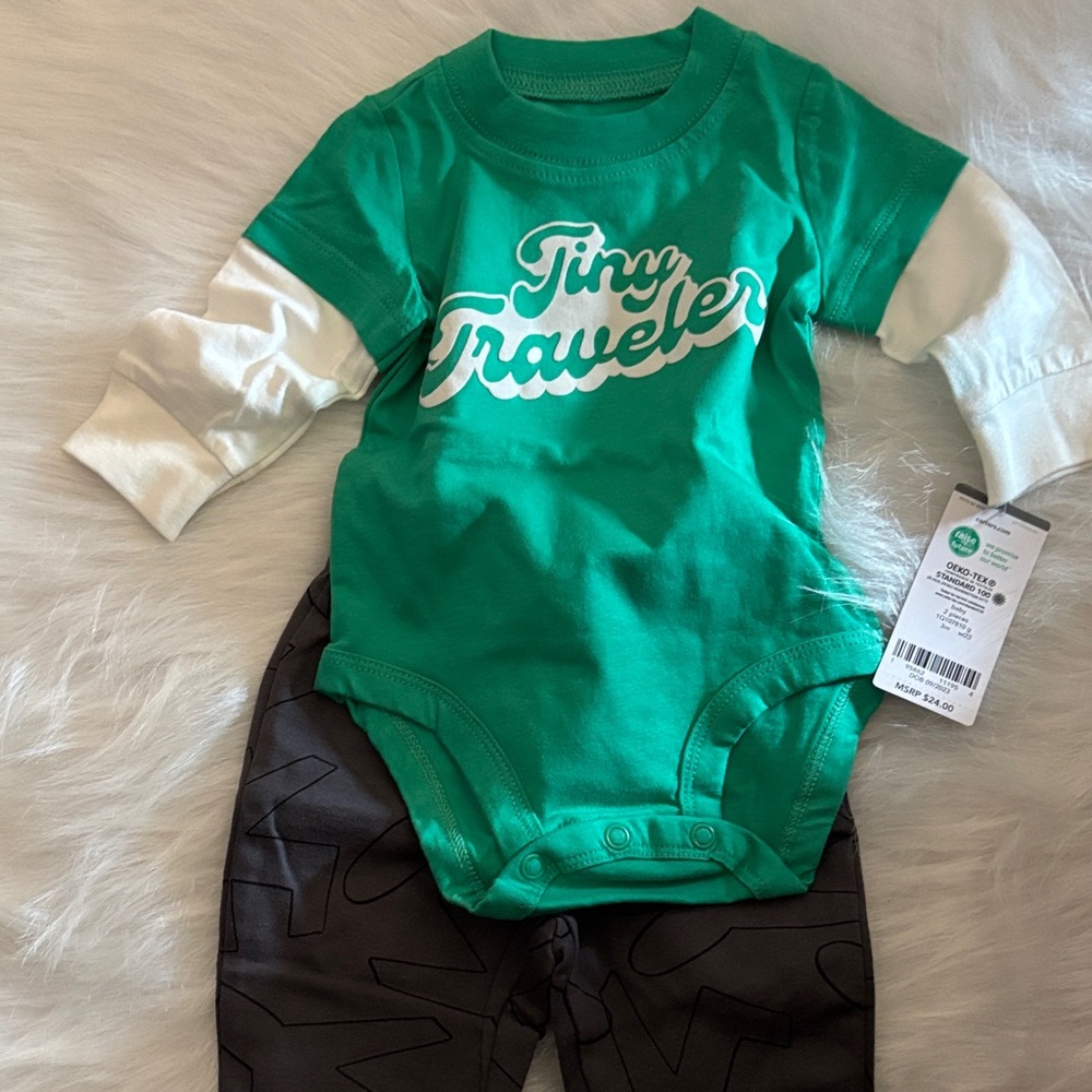 Carter's Green and White Tiny Traveler Set